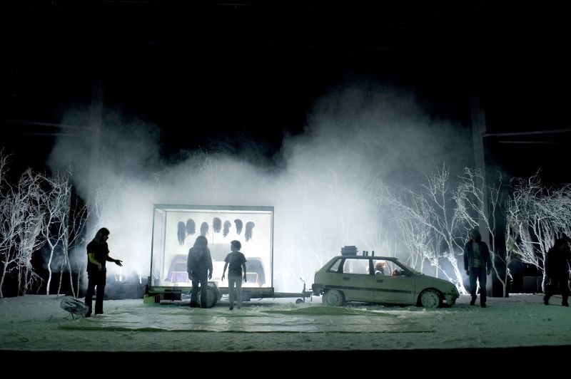 Small Wonder: La Mélancolie des dragons