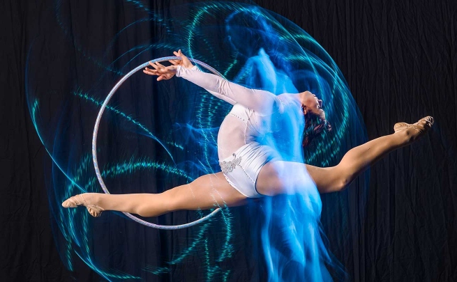 Top of the Pops: Cirque Goes Broadway