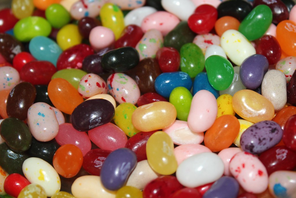 Up Up & Away in my Rat Pack Balloon Sailing Over Ocean’s 11 on My Way to the Highway to Hell